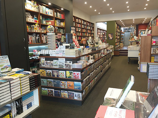 Avenue Bookstore Albert Park inside